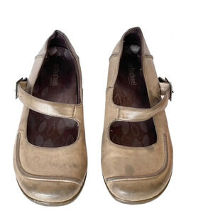 ORTHAHEEL Women’s Size 7 ELISA Taupe Leather Mary Jane Flats Shoes